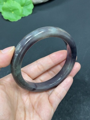 H41905209 和田玉正圈手镯    圈口60      货品总重约59.7g