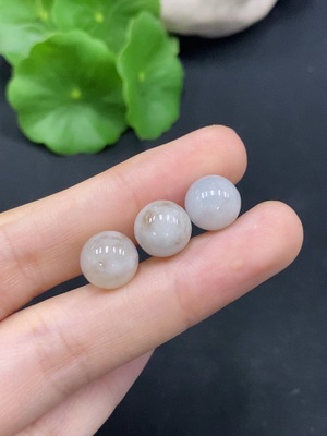 F28254675 Jadeite Beads Sell as a Lot