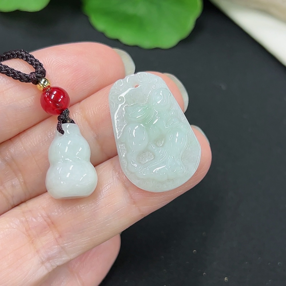 F40742631 Jadeite Pendants Sell as a Lot