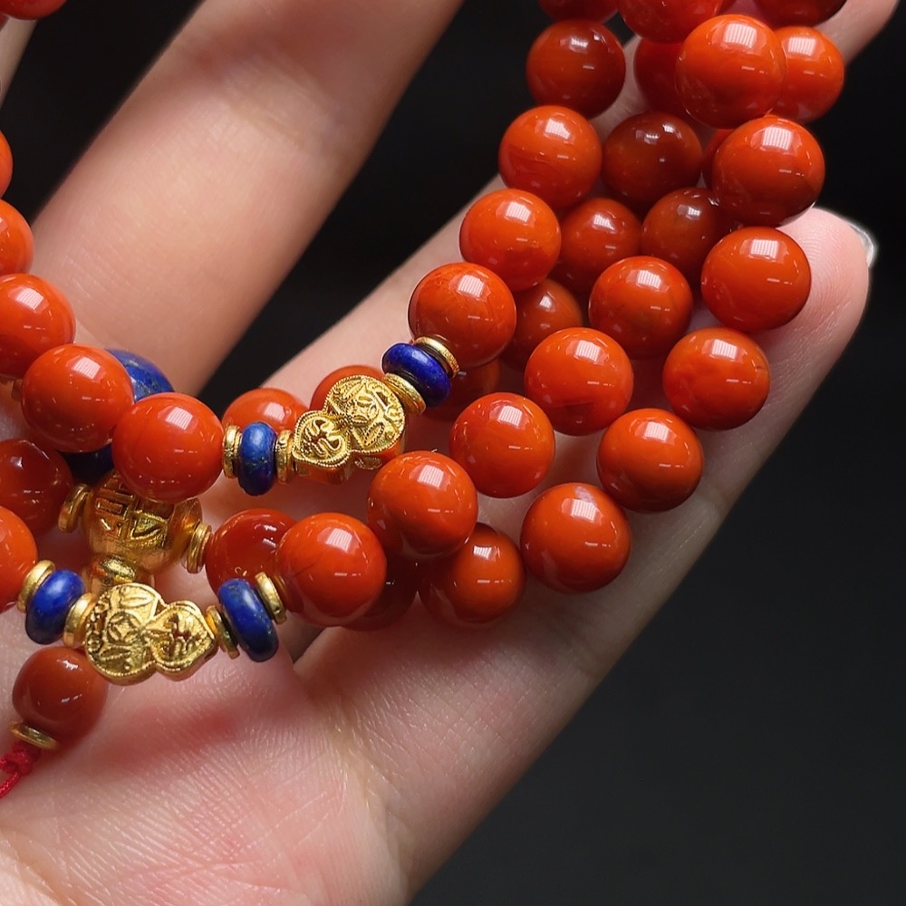 C34988370 South Red Agate Bead Necklace, Organic Inclusions Visible, Mounting Stones May Not Be Natural, Non-Metal, Total Weight Approx. 59.5g, Bead Size ~7.2mm
