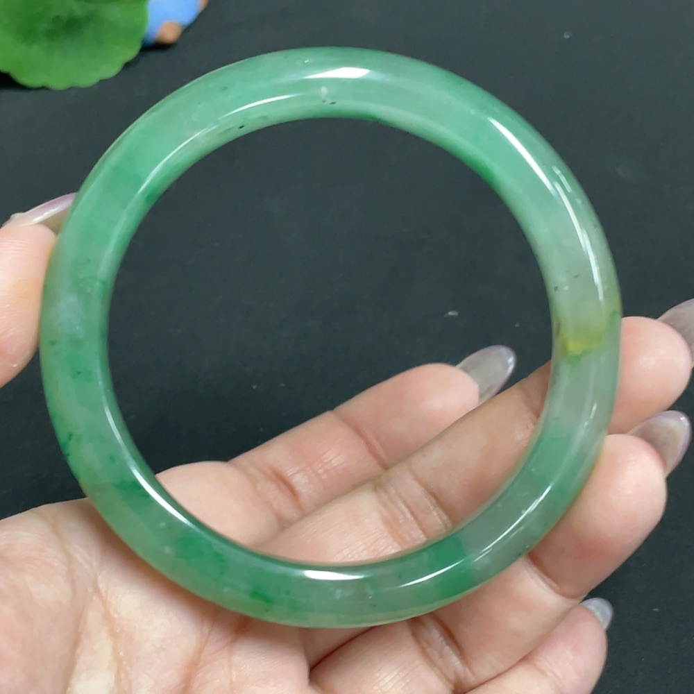H34955375 African Emerald (Dulong Jade) Regular Bracelet
