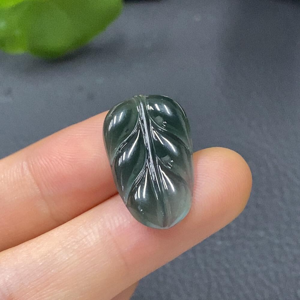 F05617537 Jadeite Leaf Inlay Piece