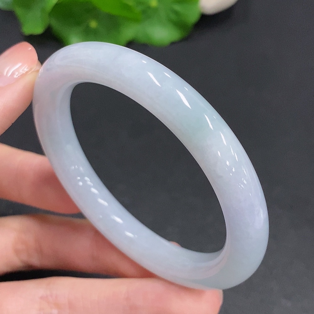 F35078448 Jadeite Round Bangle Total weight about 41g Size 52