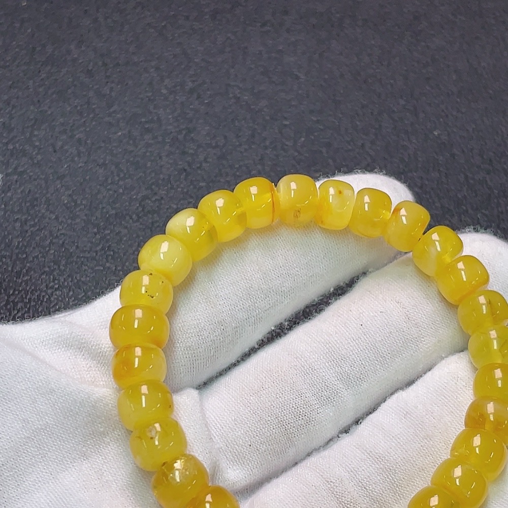 C34950425 Amber Beeswax Bracelet Total Weight Approx. 9.24g Size About 8.4mm