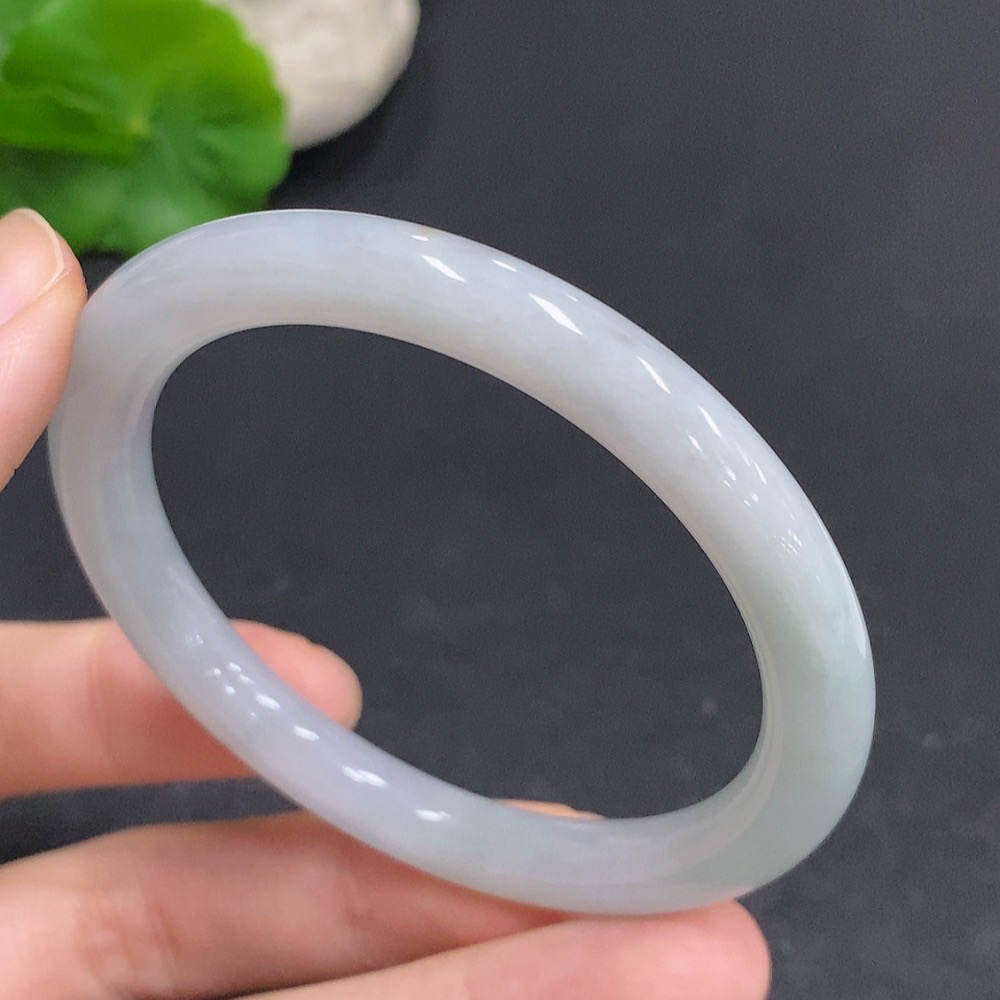 F33878275 Jadeite Round Bangle Total Weight Approx. 28.1g Size 52.7