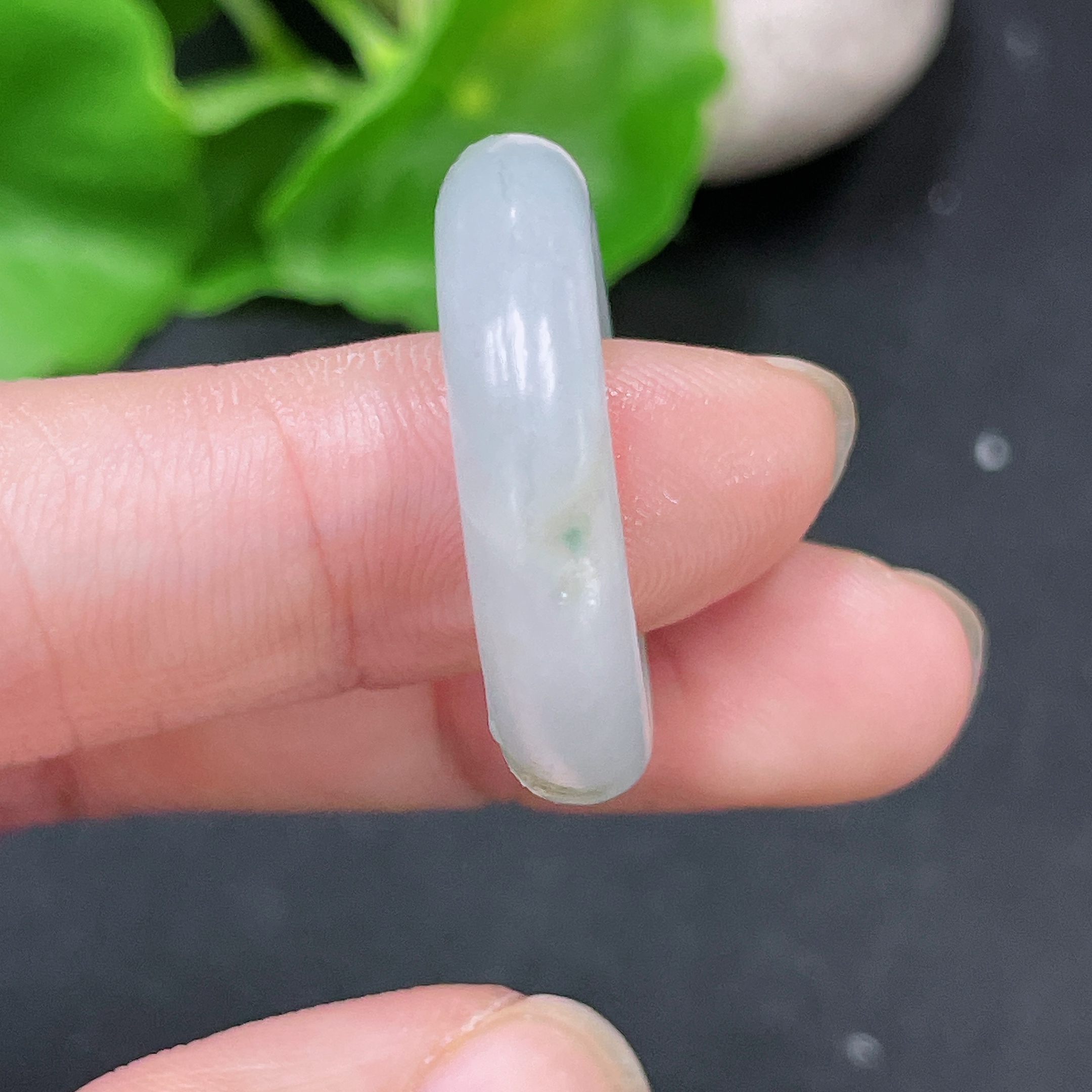 F33943956 Jadeite Unpolished Ring Total Weight Approx. 4.97g Size 20