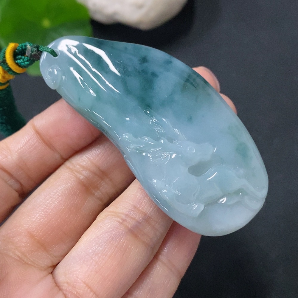 F35089720 Jadeite Pendant Plum Blossom Deer