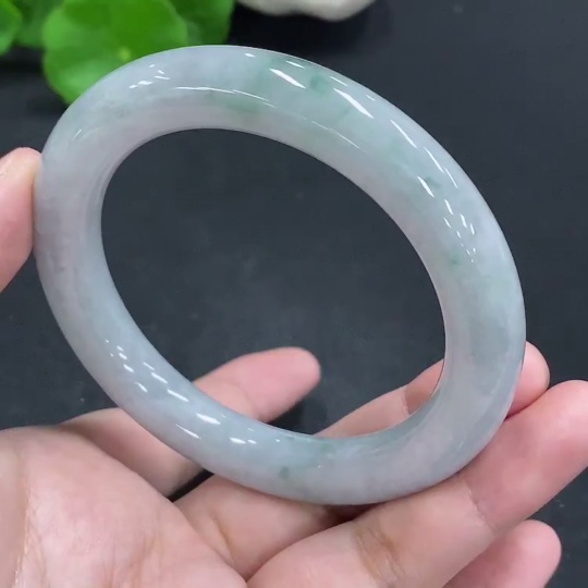 F30569674 Jadeite Round Bangle Bracelet, Inner Diameter 57.2, Total Weight Approx. 65.5g