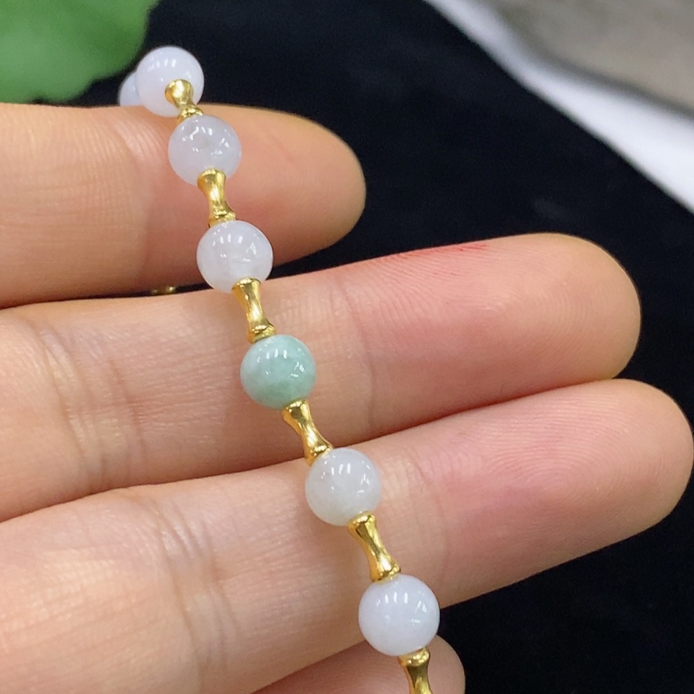 F31586668 Jadeite Bracelet Approx. 5.3mm Total Weight Approx. 5.07g 18k Color Origin Undetermined