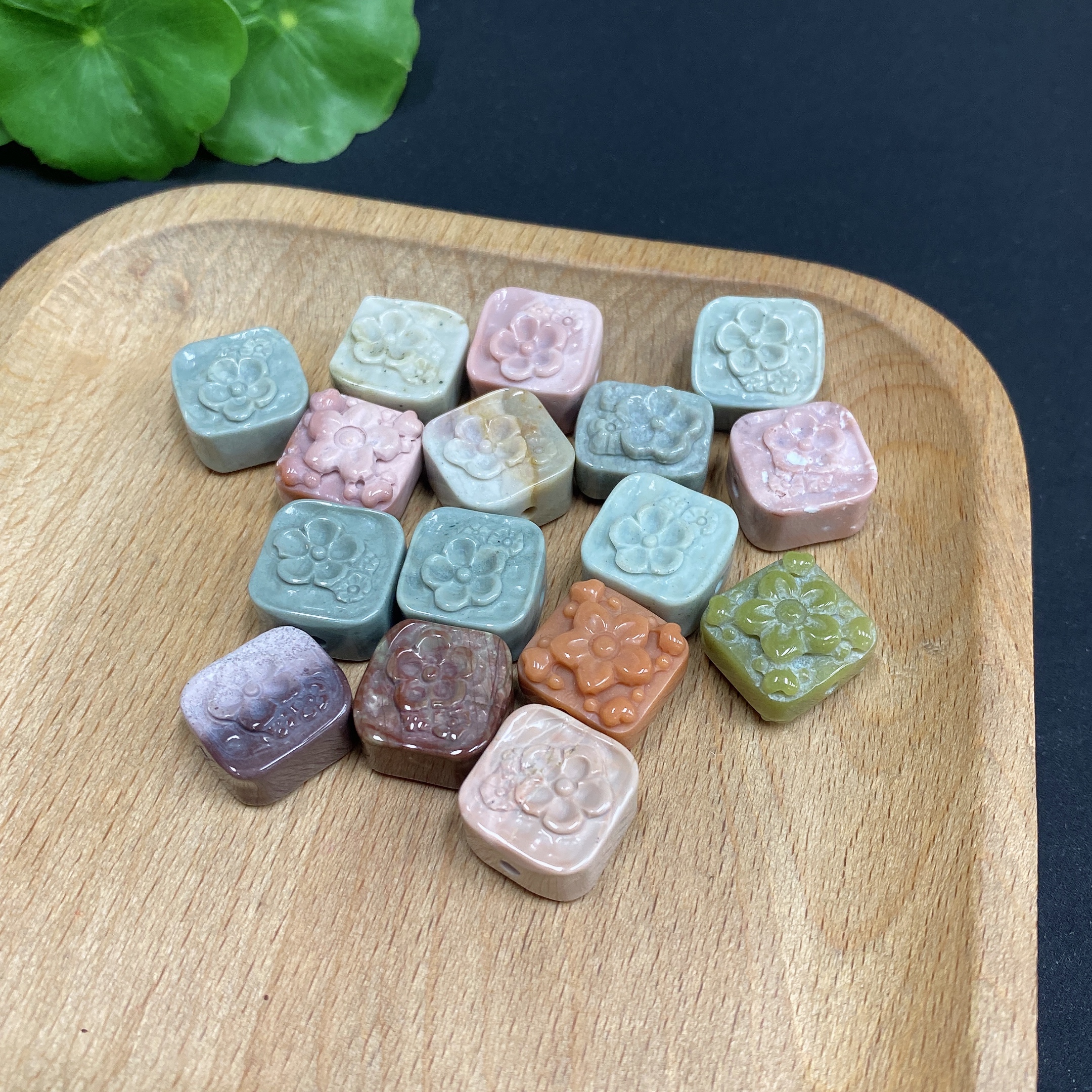 H32813867 Alashan Agate Loose Be9556