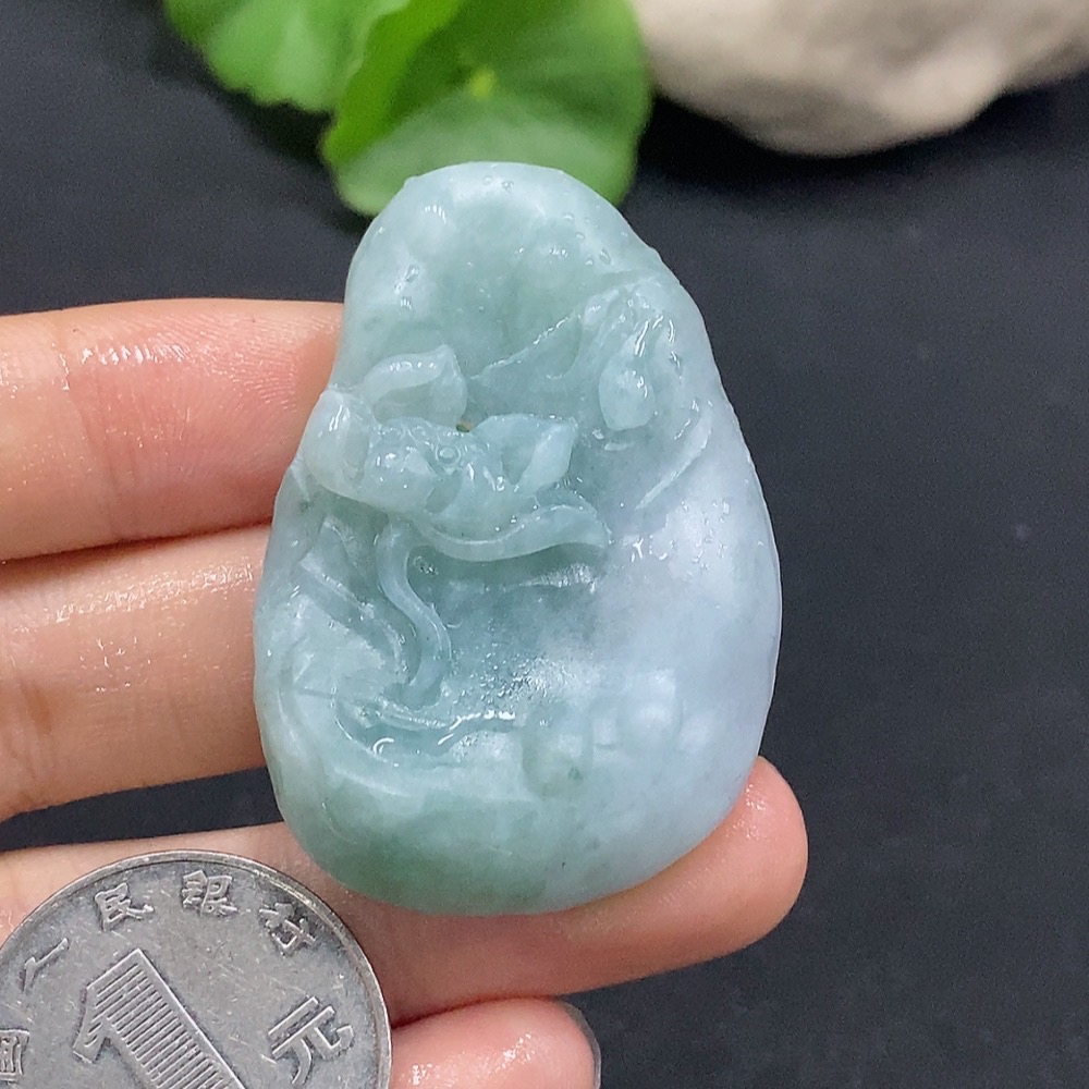 F30565176 JadeiteLotus Pendant (Unpolished, Total Weight Approx. 26.02g)