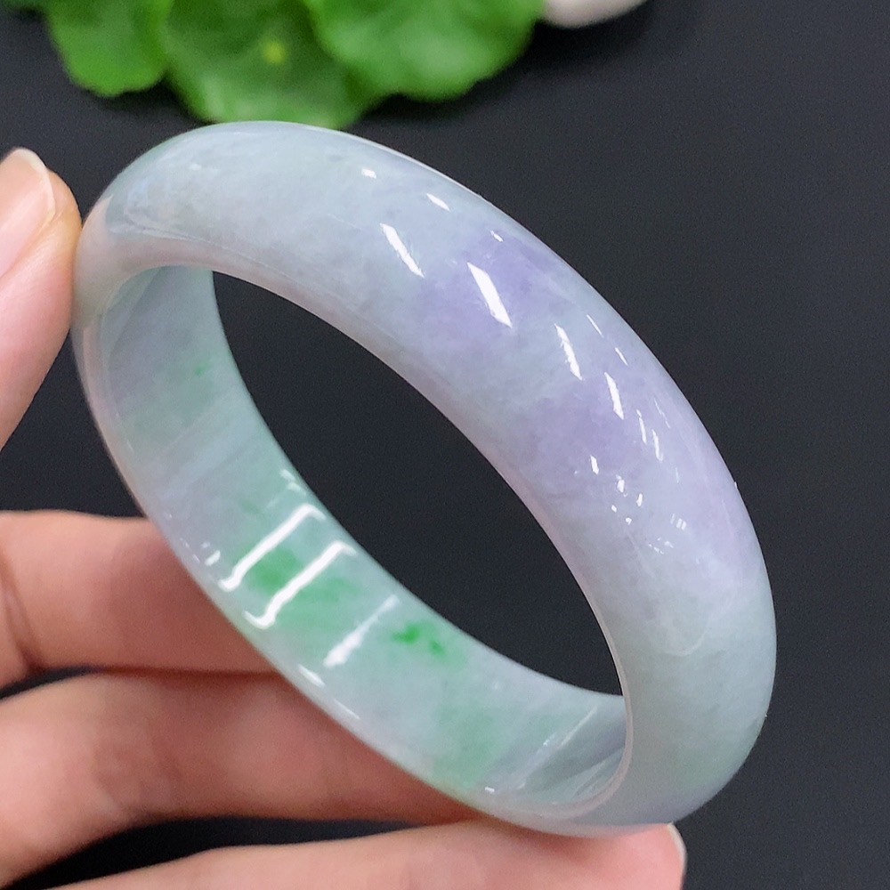 F30542981 Jadeite Round Bangle, Total Weight Approx. 52g, Size 55.2, with Crack