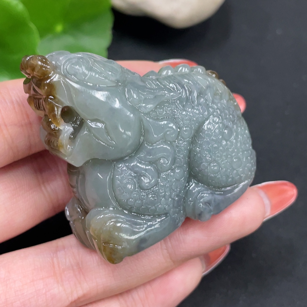 H34027578 Hetian Jade Pendant, Auspicious Beast, Total Weight: Approx. 85.8g