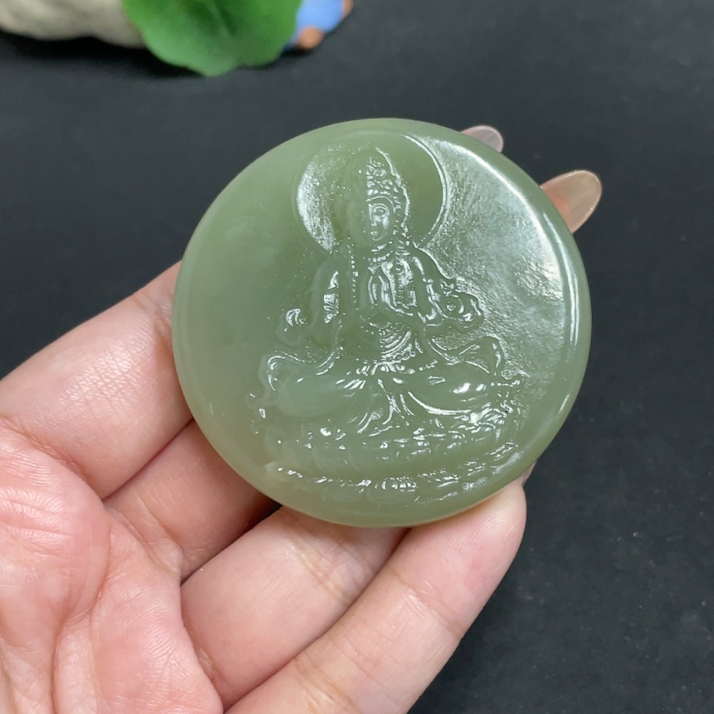 H32700129 Hetian Jade Pendant Guanyin Total Weight Approx. 64.4g