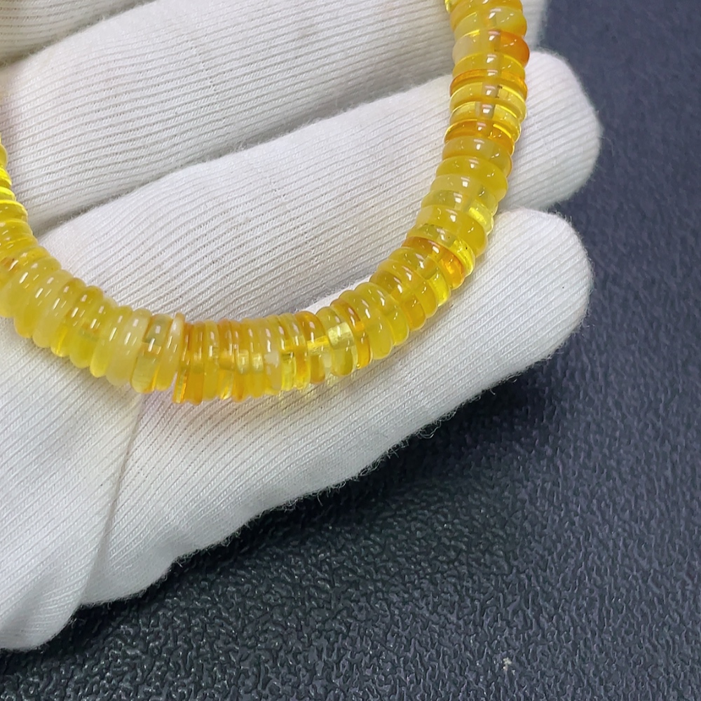 C30508751 Amber Beeswax Bracelet Total Weight Approx.7.79g Size About 7.2mm