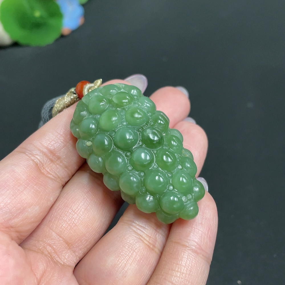 H33863021 Hetian Jade Pendant, Many Children Many Blessings