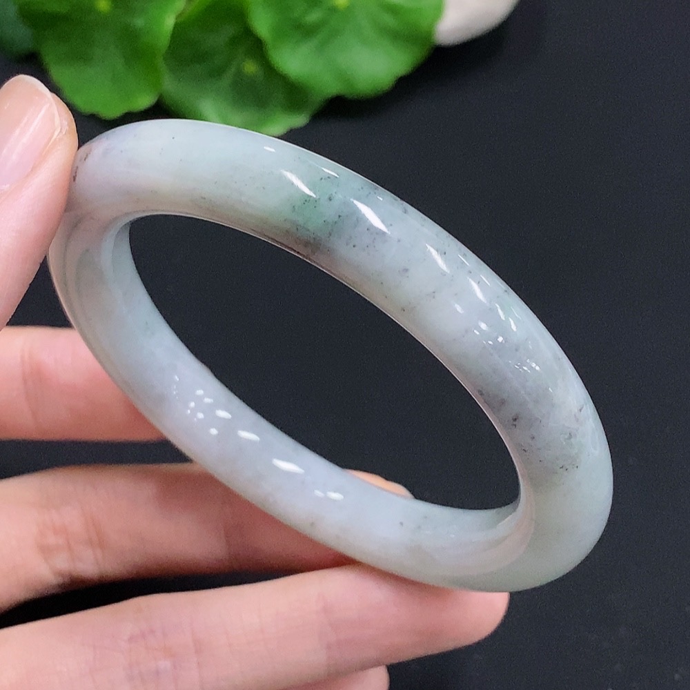 F30514025 JadeiteRound Bangle