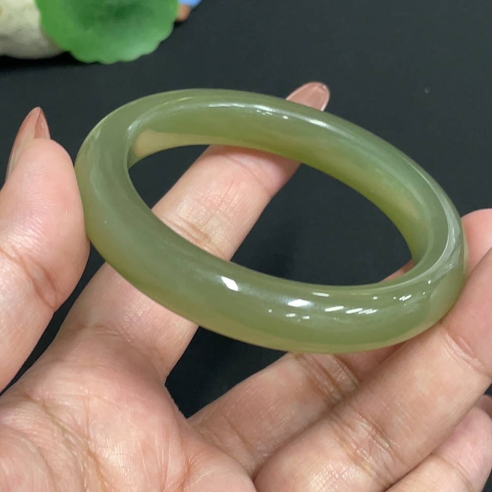 H34074323 Hetian Jade Round Bracelet Size 53.4 Total Weight Approx. 46.3g