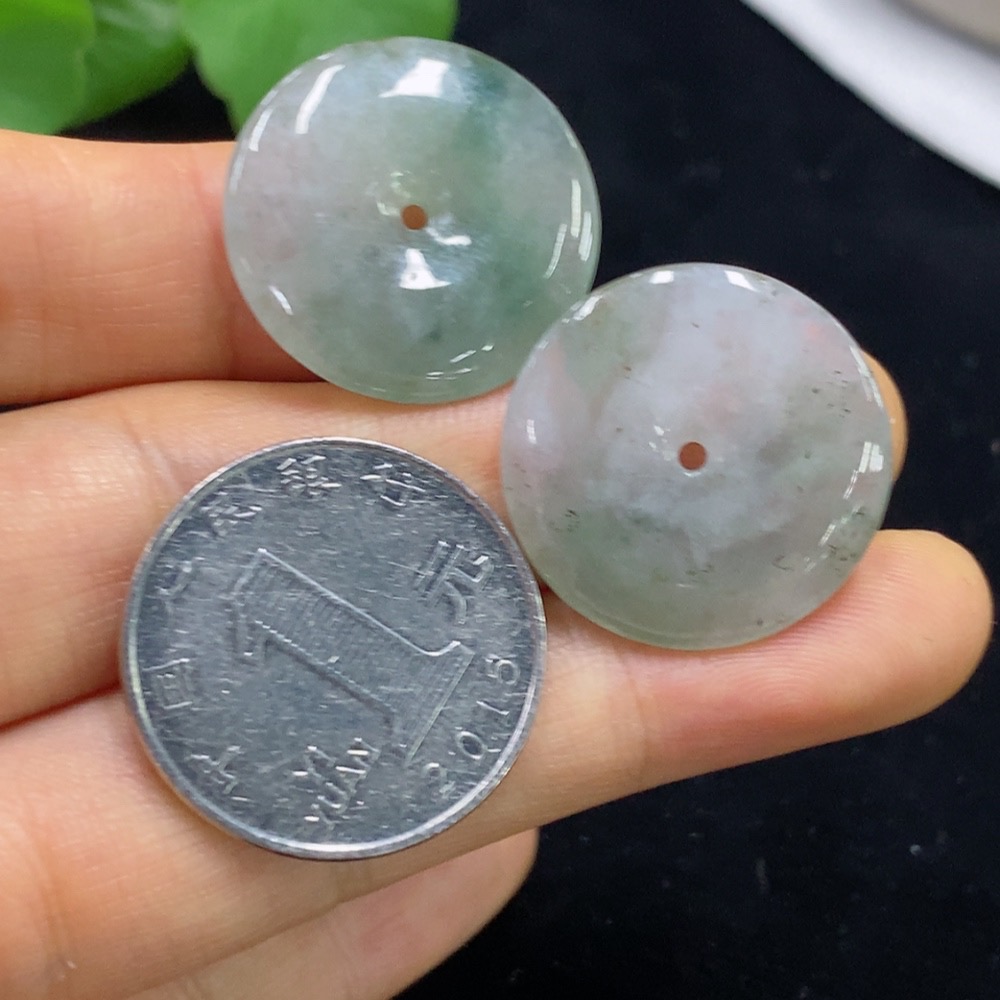 F35134090 Jadeite Safety Buckle Pendants Sell as a Lot