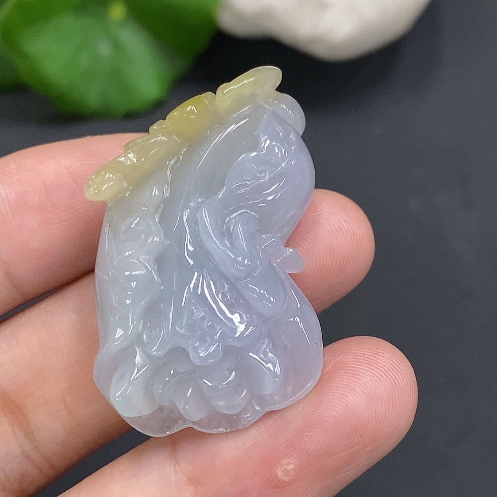 F15703091 Jadeite Cabbage Pendant