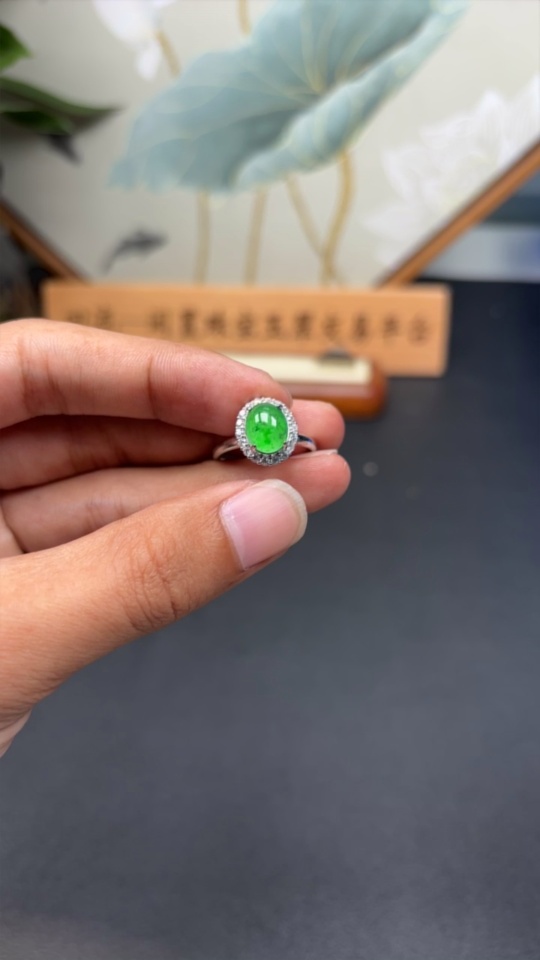 F34064188 Jadeite Inlaid Piece Non-Gold Adjustable Total Weight Approx. 2.62g