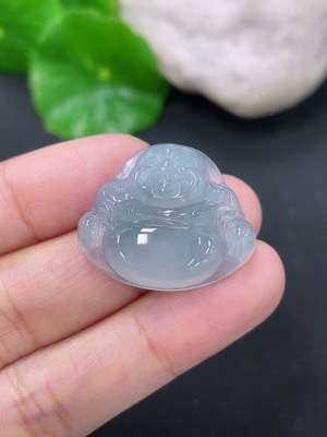 F46551932 翡翠挂件佛公 货品总约重4.36g