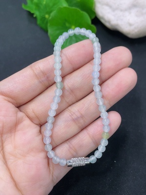 F46568586 翡翠手串 卡3.9mm左右 货品总重约5.59g 非金