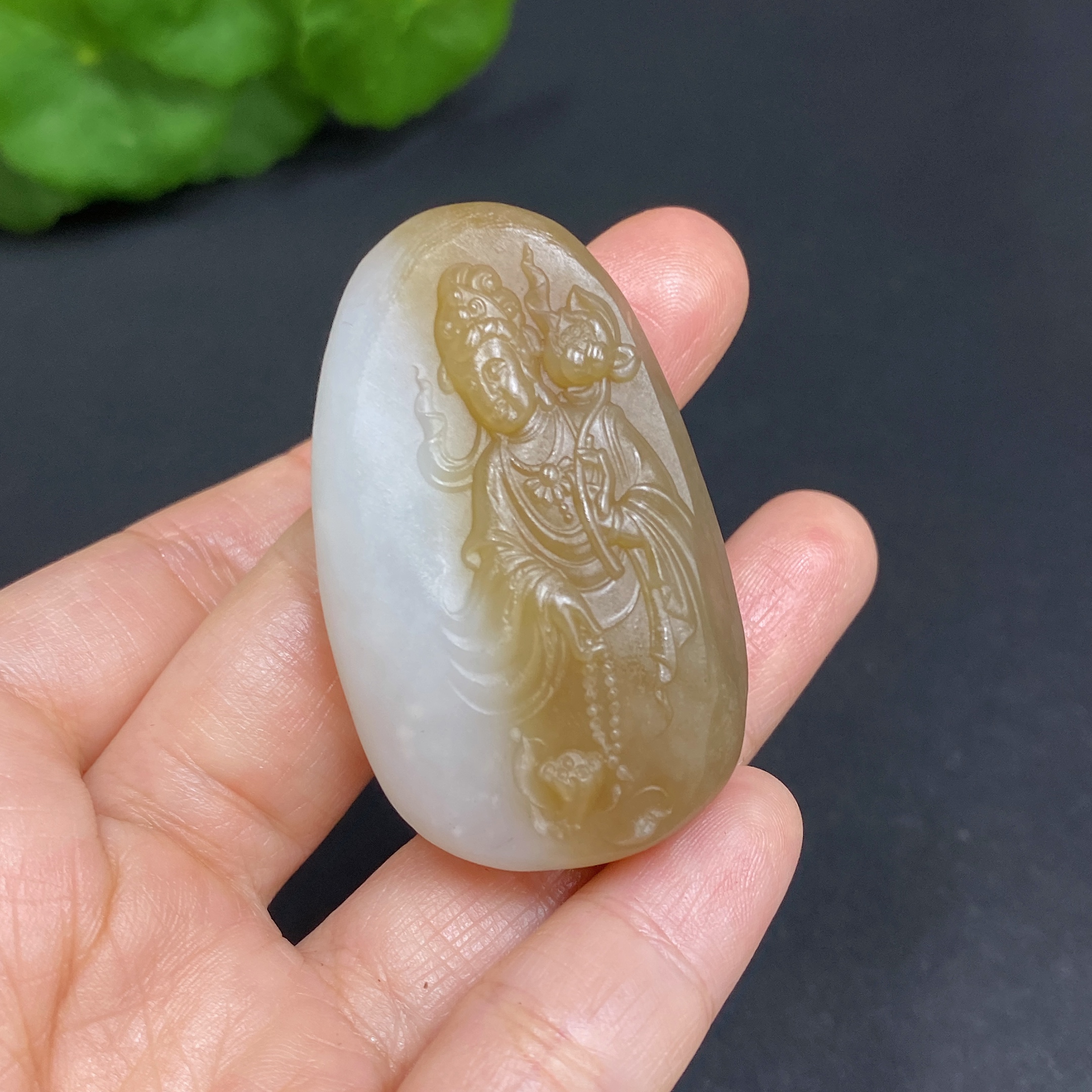 H30466246 Hetian Jade Pendant Guanyin Total Weight Approx. 33.1g