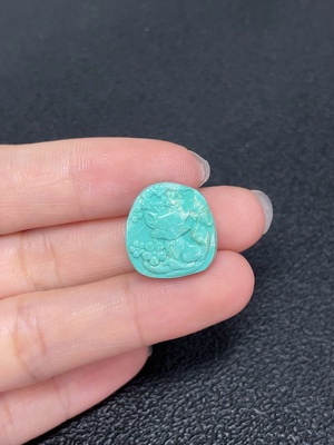 C43152711 绿松石饰品  含其他矿物成分  货品总重约2.53克