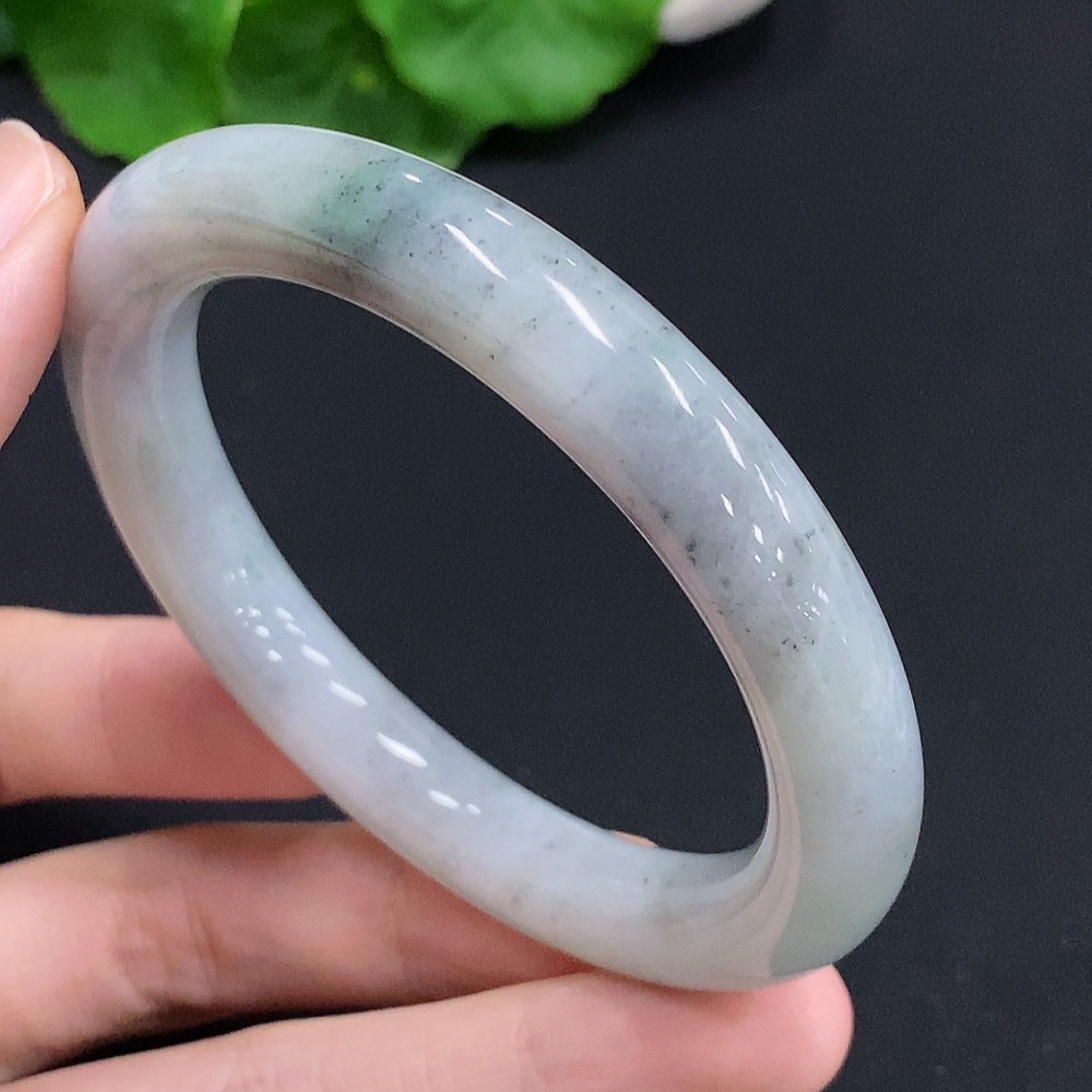 F30514025 JadeiteRound Bangle