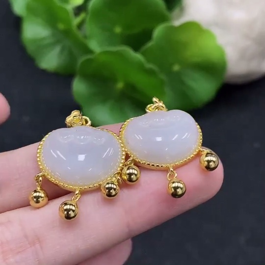 F35089867 Jadeite Pendants Sell as a Lot (Non-Gold Inlaid)