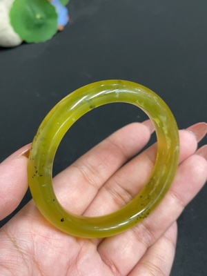 H34004269 Xiuyu (Serpentine Jade) Round Bracelet Size 51.6 Total Weight Approx. 36.1g