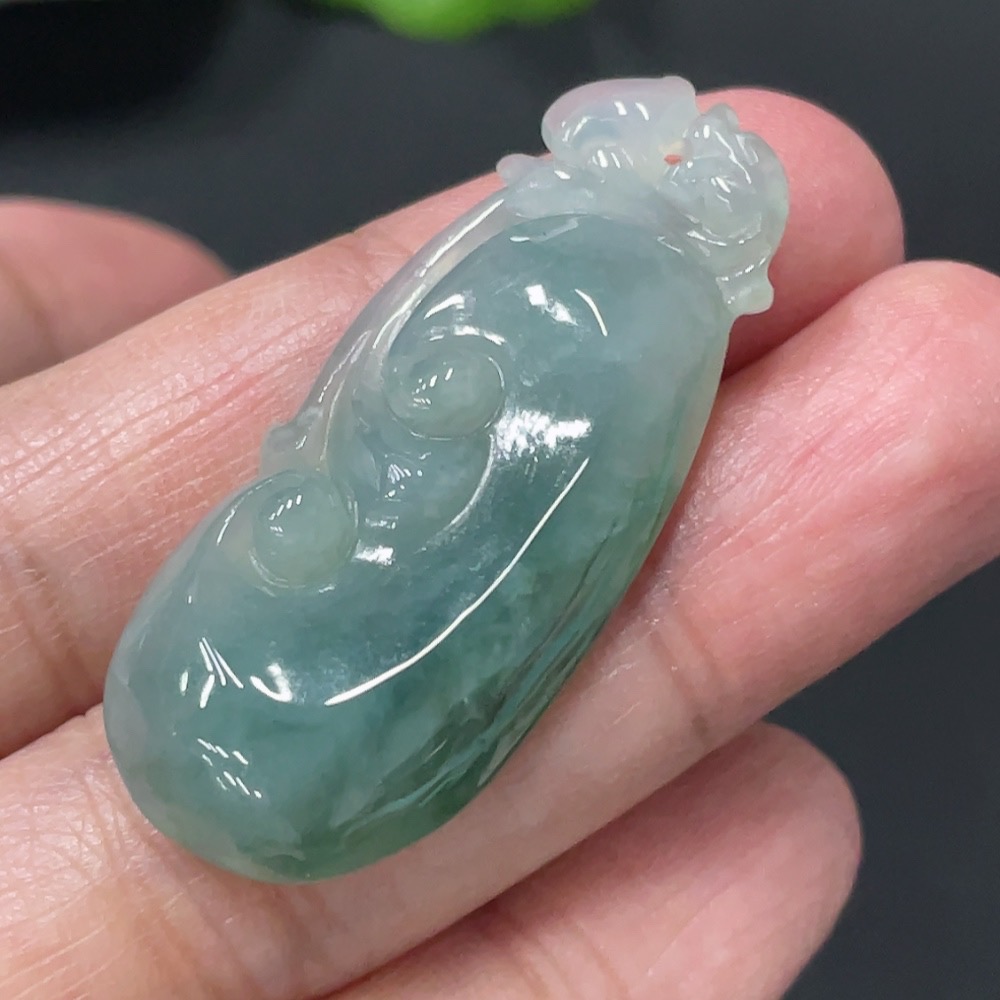 F27111226 Jadeite Ruyi Pendant Total weight about 6.28g