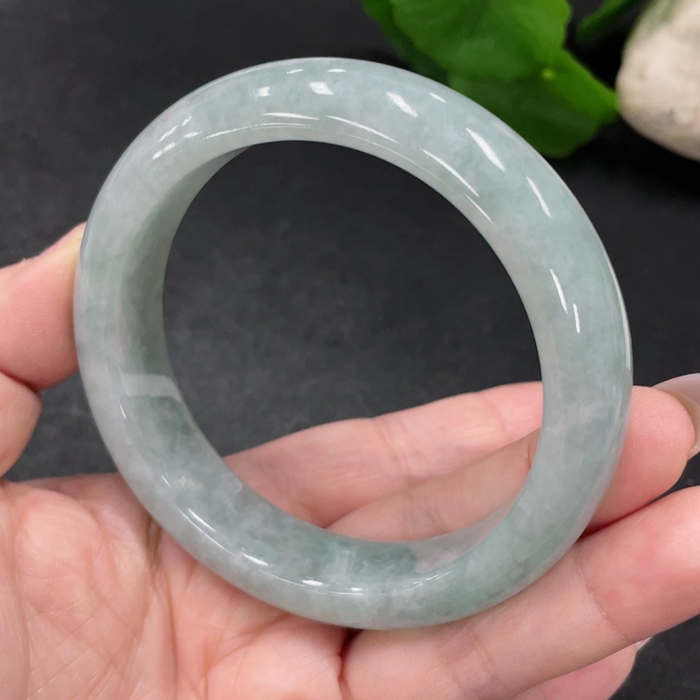 F32708896 Jadeite Round Bangle Size 59 Total Weight Approx. 77.2g