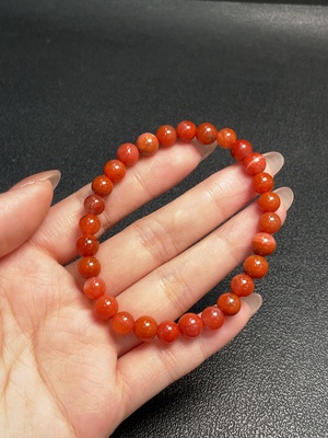 C31619533 South Red Agate Bracelet with Visible Organic Matter, Total Weight Approx. 14.51g, Size About 7.3mm