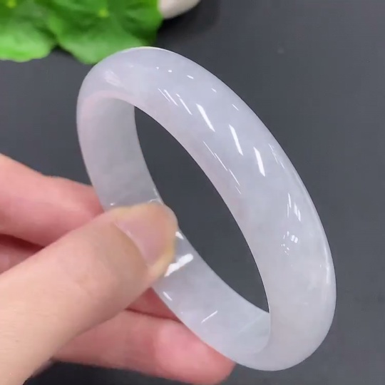 F21320868 Jadeite Round Bangle Size 55.5 Total Weight 46.978g