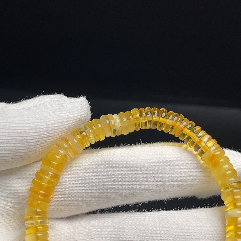 C30512538 Amber Beeswax Bracelet, Approx. 6.8mm, Total Weight Approx. 6.38g