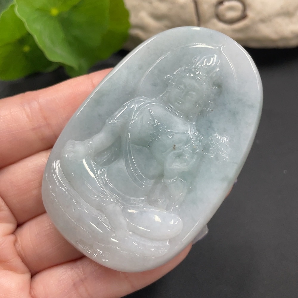 F15633255 Jadeite Guanyin Pendant Total Weight 59.450g