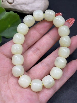 H34979800 Hetian Jade Bracelet   Approx.11.3mm   Total Weight Approx.44.2g