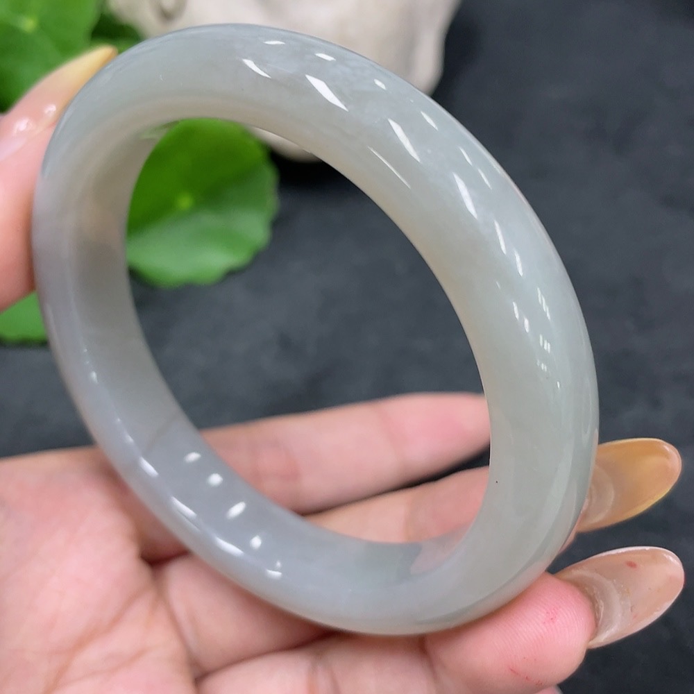 H32823555 Hetian Jade Round Bracelet Size 57.1 Total Weight Approx.54.6g