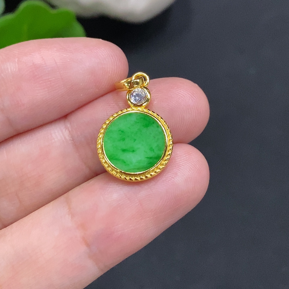 F34023180 Jadeite Plain Pendant Inlaid Pendant Non-Gold Inlaid Total Weight About 1.9g