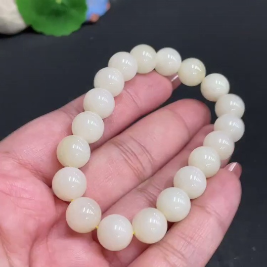 H34005699 Hetian Jade Bracelet   Approx. 9.6mm   Total Weight About 29.5g