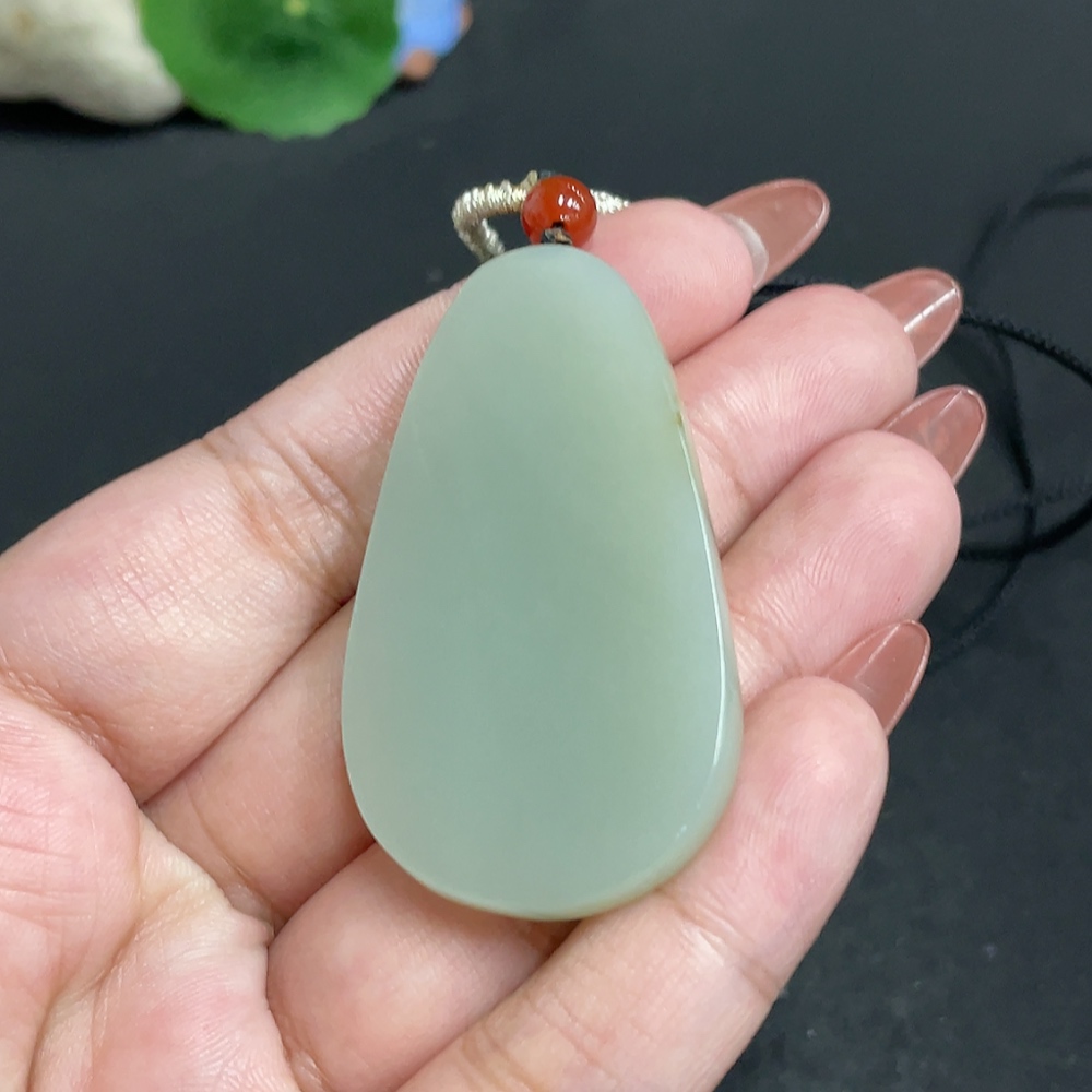 H34010532 Hetian Jade Pendant, Plain Pendant