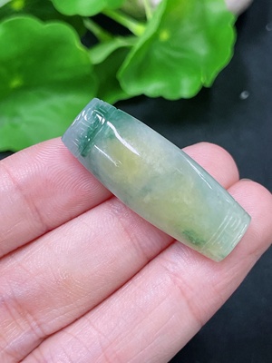 F33943828 yellow color origin undetermined