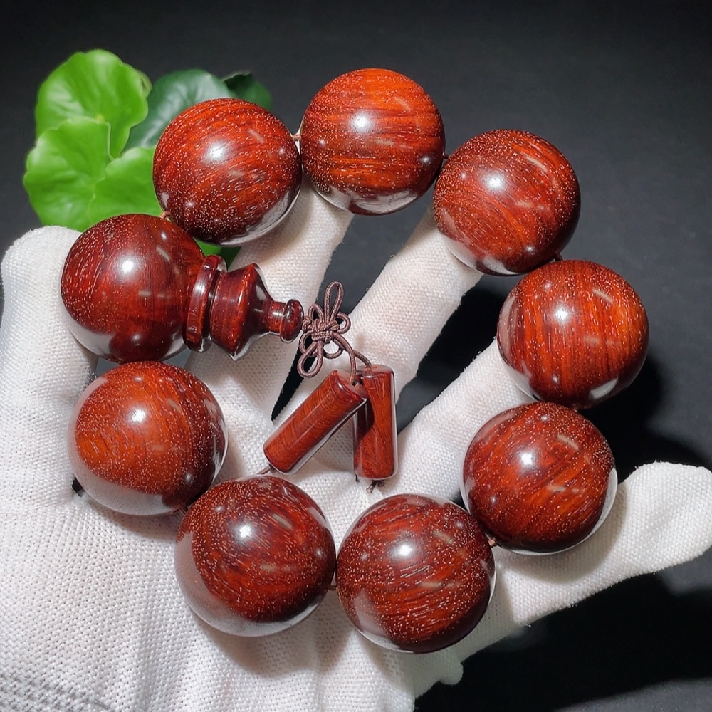 W31680558 Rosewood Bracelet, total weight approx. 146.5g, size approx. 29.5mm