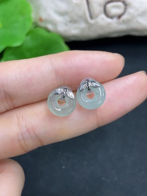F46563837 翡翠耳饰 9k 非钻 含耳帽货品总重约1.5g