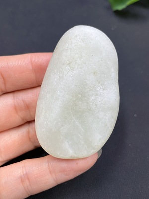 H16716468 Hetian Jade  Undetermined skin color origin  Total weight about 43.2g
