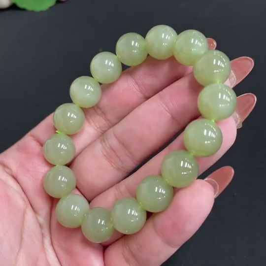 H35101262 Hetian Jade Bracelet, Approx. 11.8 mm Beads, Total Weight About 43g