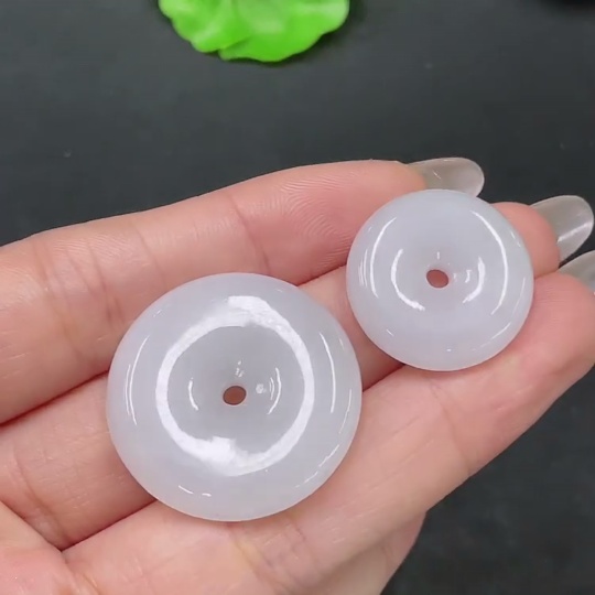 F35138405 Jadeite Pendant Safety Buckle Sell as a Lot