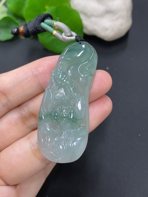 F42972415 翡翠花开富贵挂件 货品含绳总重约17.5克